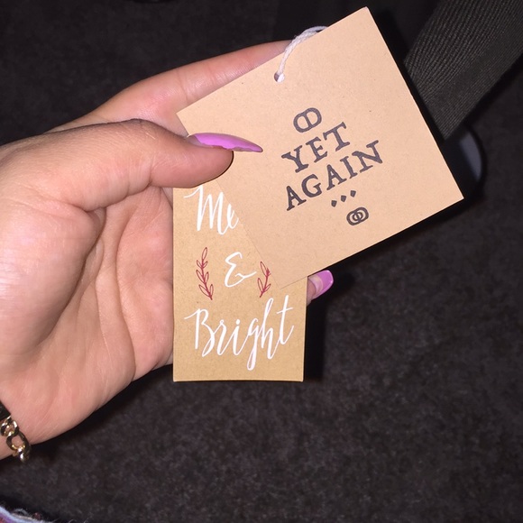 5x$25 Sweater women size XS - Picture 3 of 3